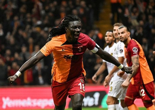 Galatasaray, Süper Lig'de liderliğe yükseldi! Aslan, İstanbulspor’u 2 golle yıktı…